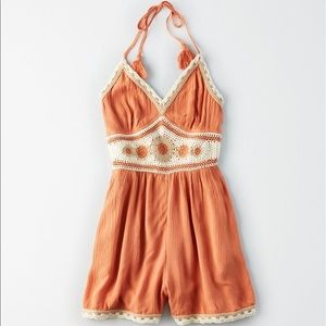 AMERICAN EAGLE Crochet Romper🍊